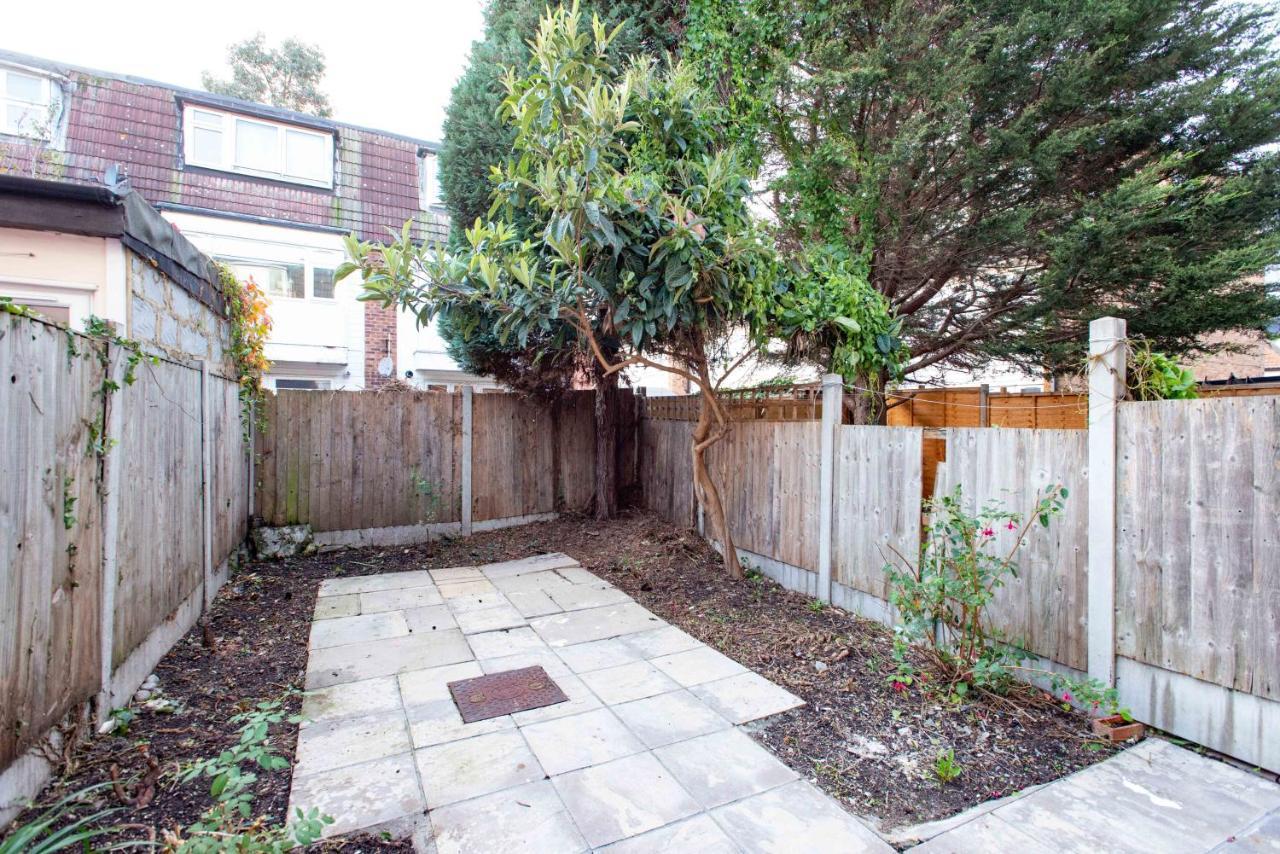 Stunning Four Bedroom House Close To Excel, O2 & Central London With Free Parking Ngoại thất bức ảnh