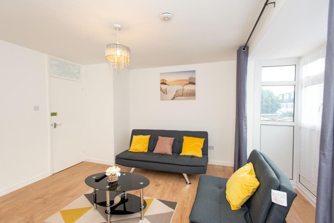 Stunning Four Bedroom House Close To Excel, O2 & Central London With Free Parking Ngoại thất bức ảnh