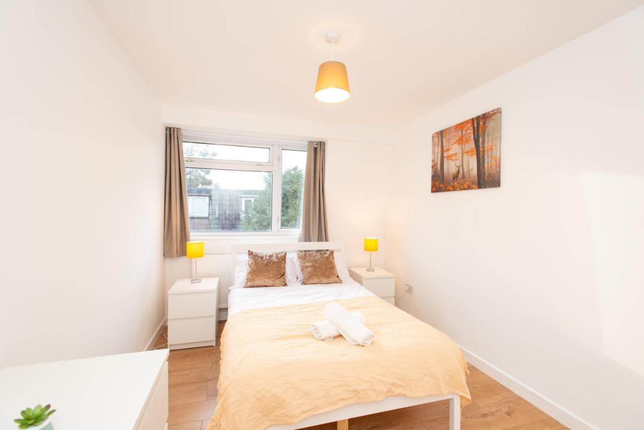 Stunning Four Bedroom House Close To Excel, O2 & Central London With Free Parking Ngoại thất bức ảnh